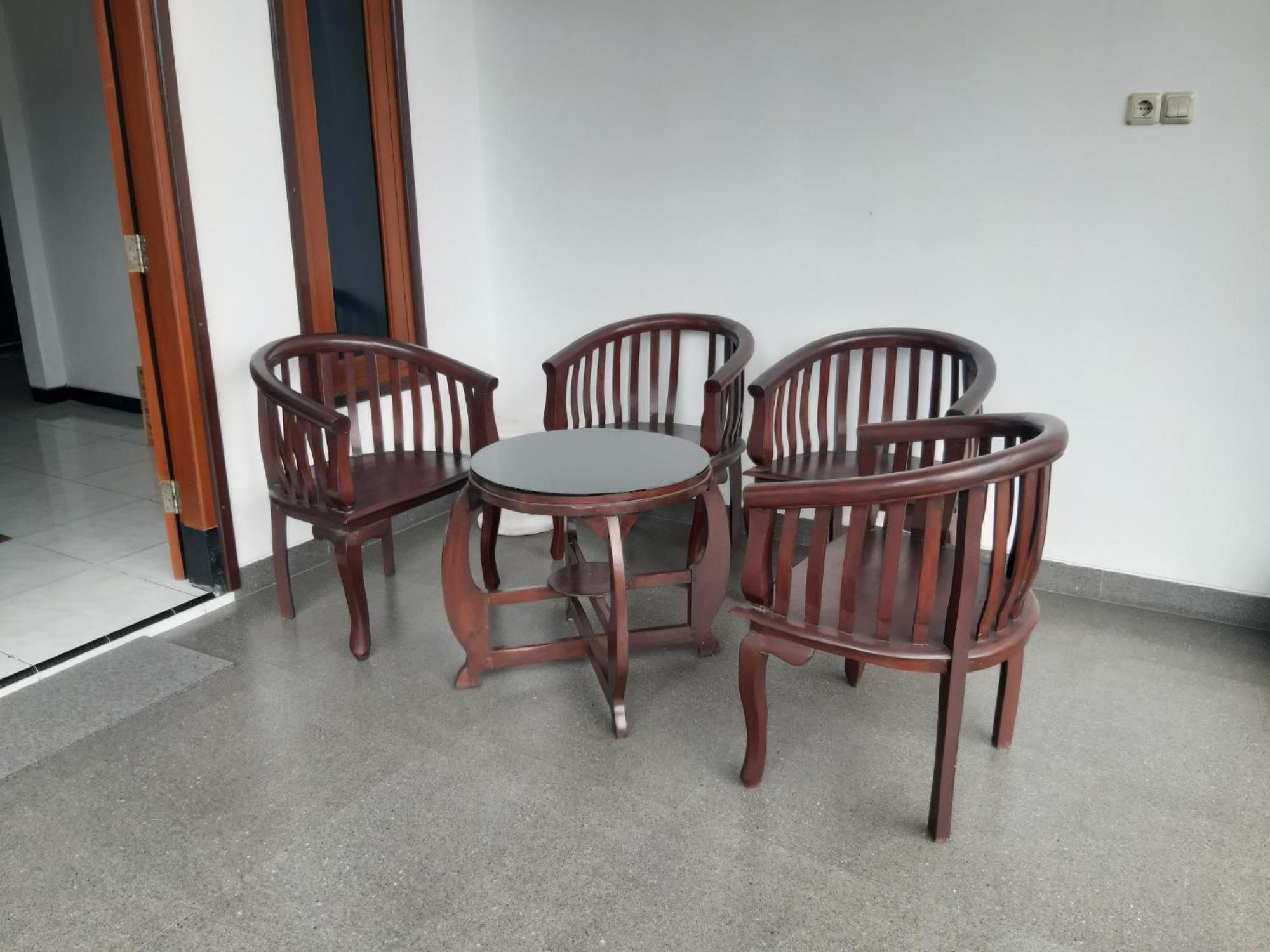 SPOT ON 2826 Panderman Residence Blitar Bagian luar foto